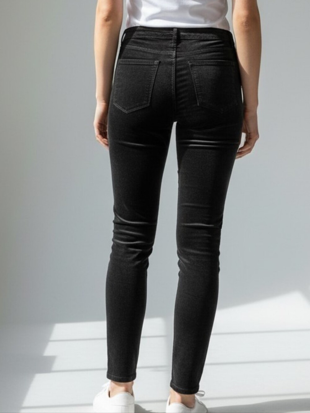 Banana Republic Women's Black Velvet Slim Pants 28L
